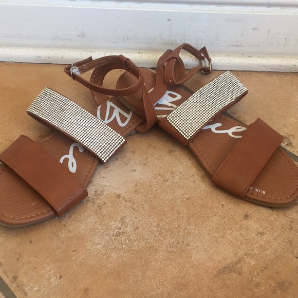 Shoes - Sandals with bling 6.5 nwt
